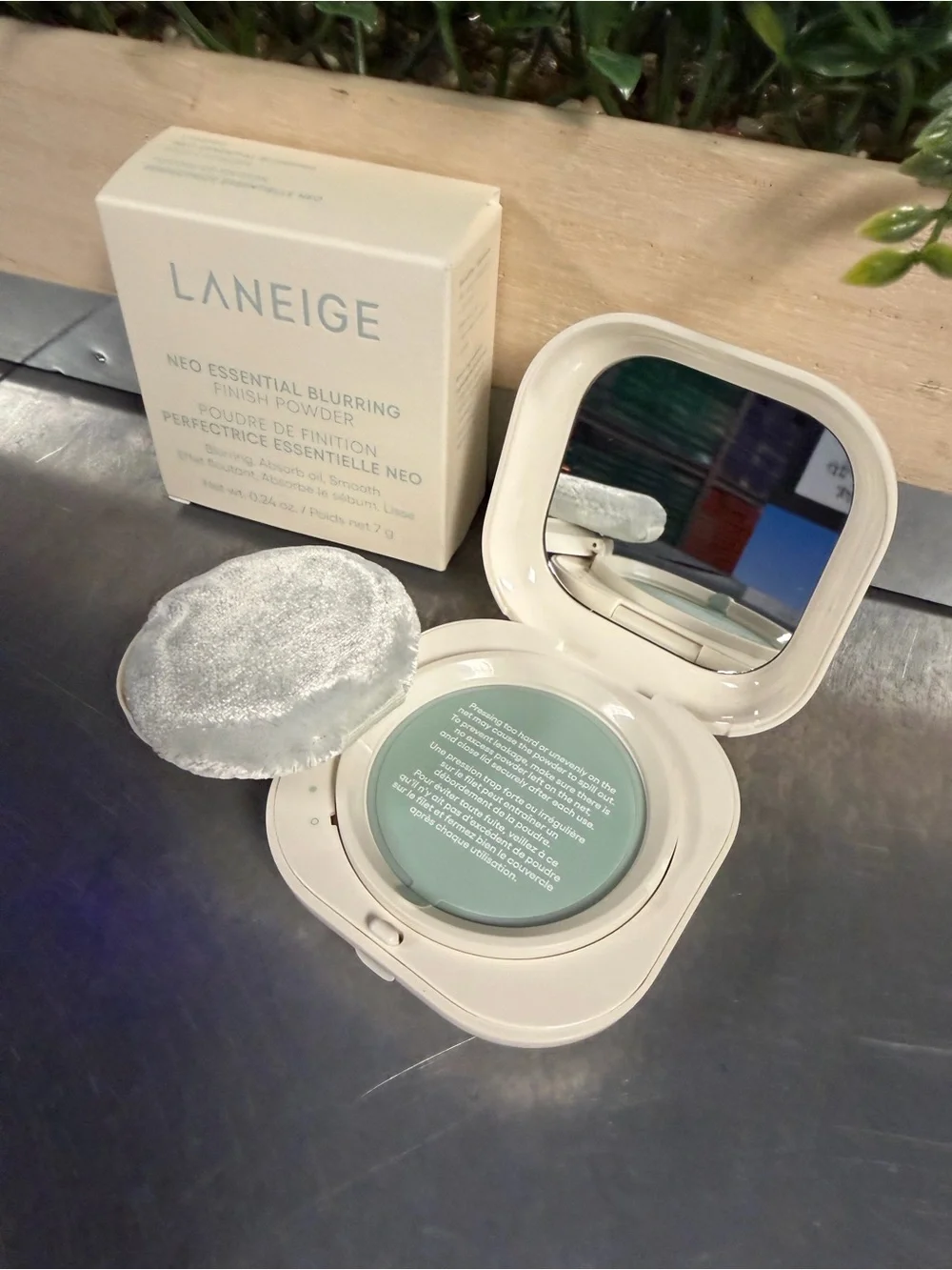 LANEIGE Neo Blurring Powder Compact (NEW!)